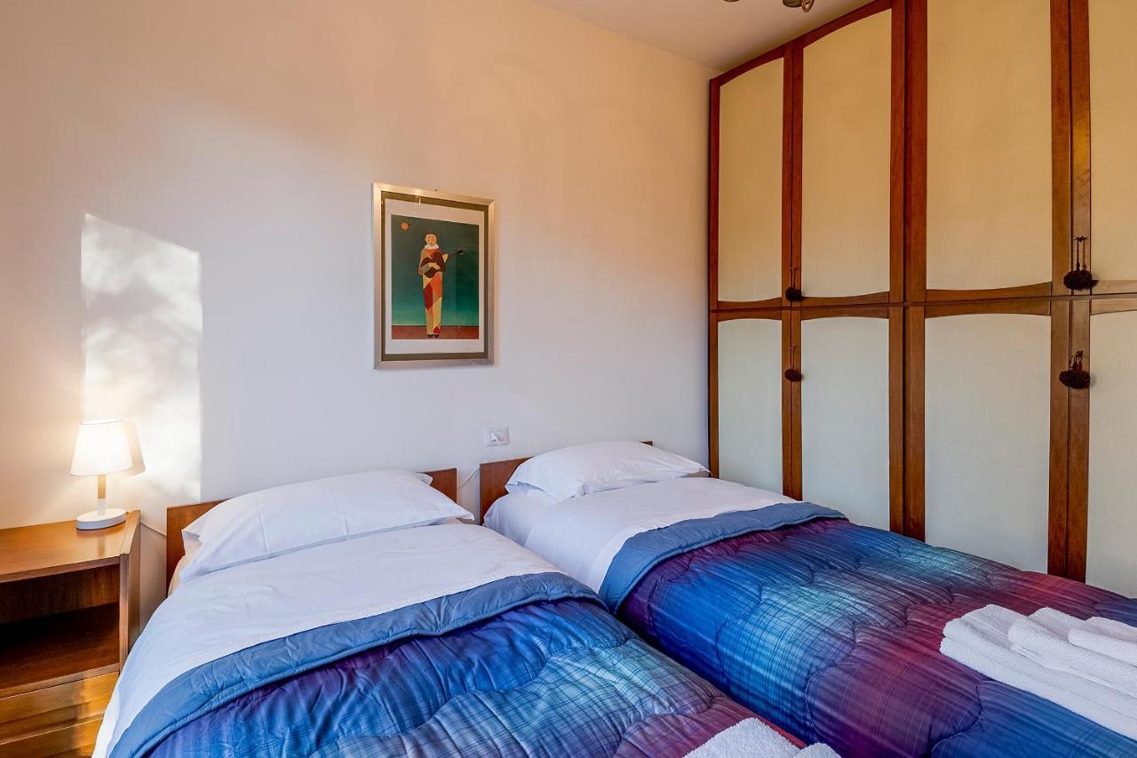 Апартаменты Portosole Attic - With Terrace And Private Parking Санремо Экстерьер фото